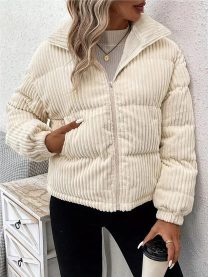 Elegante Kurze Beige Puffer Winterjacke für Damen | Ideal für den Winter