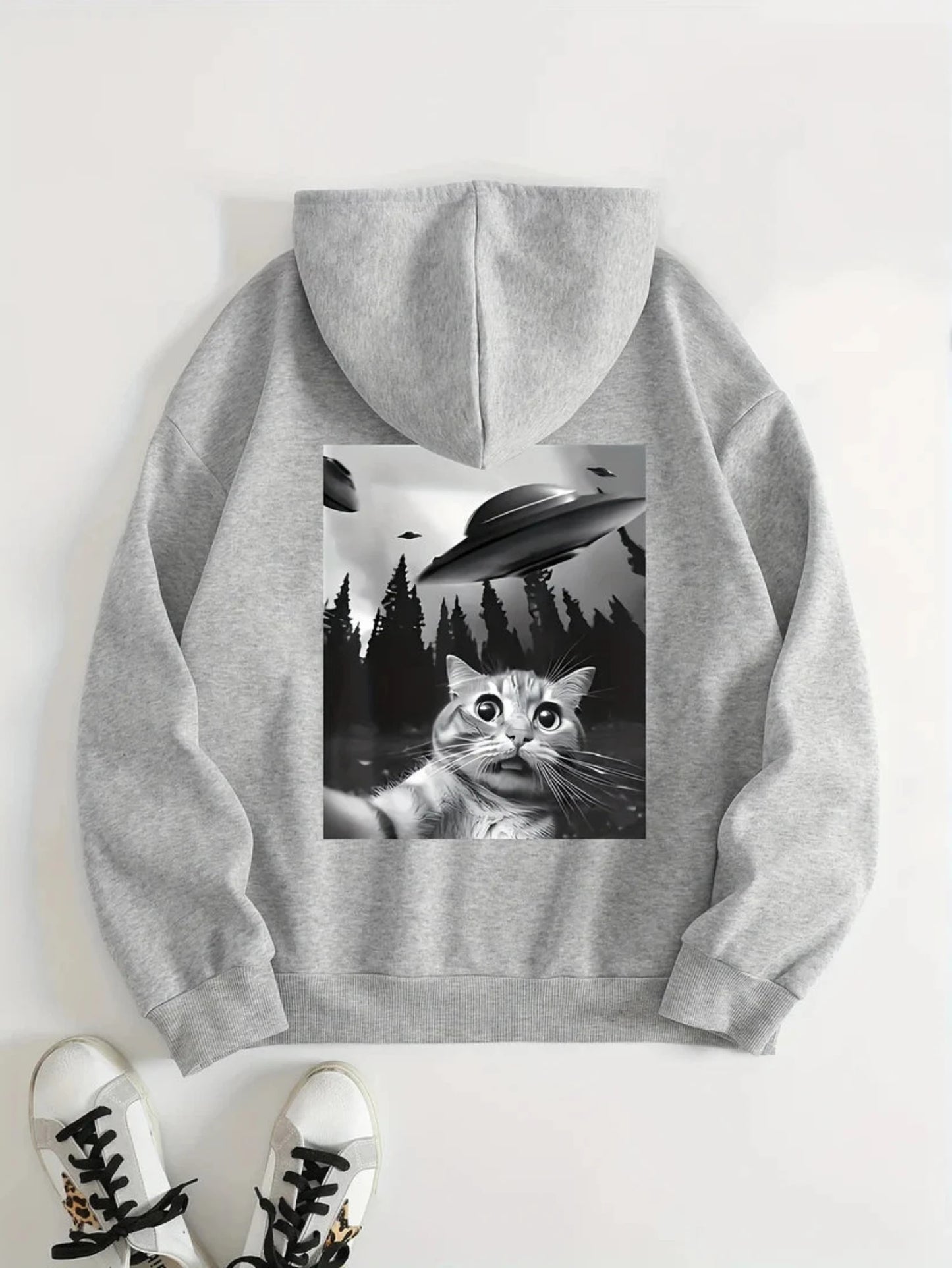 Stylischer Pullover-Hoodie grau mit Kapuze und Rückenprint für Frauen | Perfekt für den Alltag