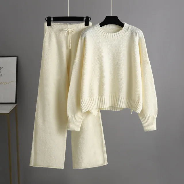 Quinella- Bequemer Oversized-Pullover & weite Strickhose